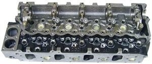 La tête de cylindre standard 4hf1 pour le moteur Isuzu 4hf1 89709-56647 8-97186589-0