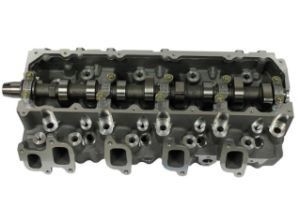 Tête de cylindre complète refroidie à l'eau 11101-69126 11101-69128 pour moteur Toyota Land Cruiser 1kz-T 1kz-Te